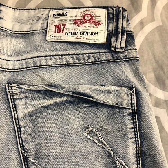 Fancy Light blue Men’s Jeans Bauhaus Brand straight fit low to mid rise - Picture 10 of 13